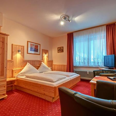 Hotel Am Kurpark Todtmoos Room photo